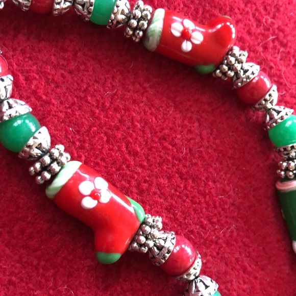 Blown glass Christmas theme necklace - Picture 7 of 16